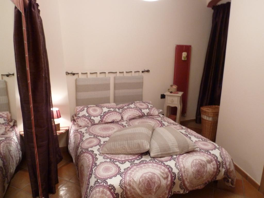 Casa Orefici, 4 Apartments In Front Of Aquarium! Genoa Room photo